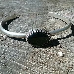 Aesthetic Arrest Cuff